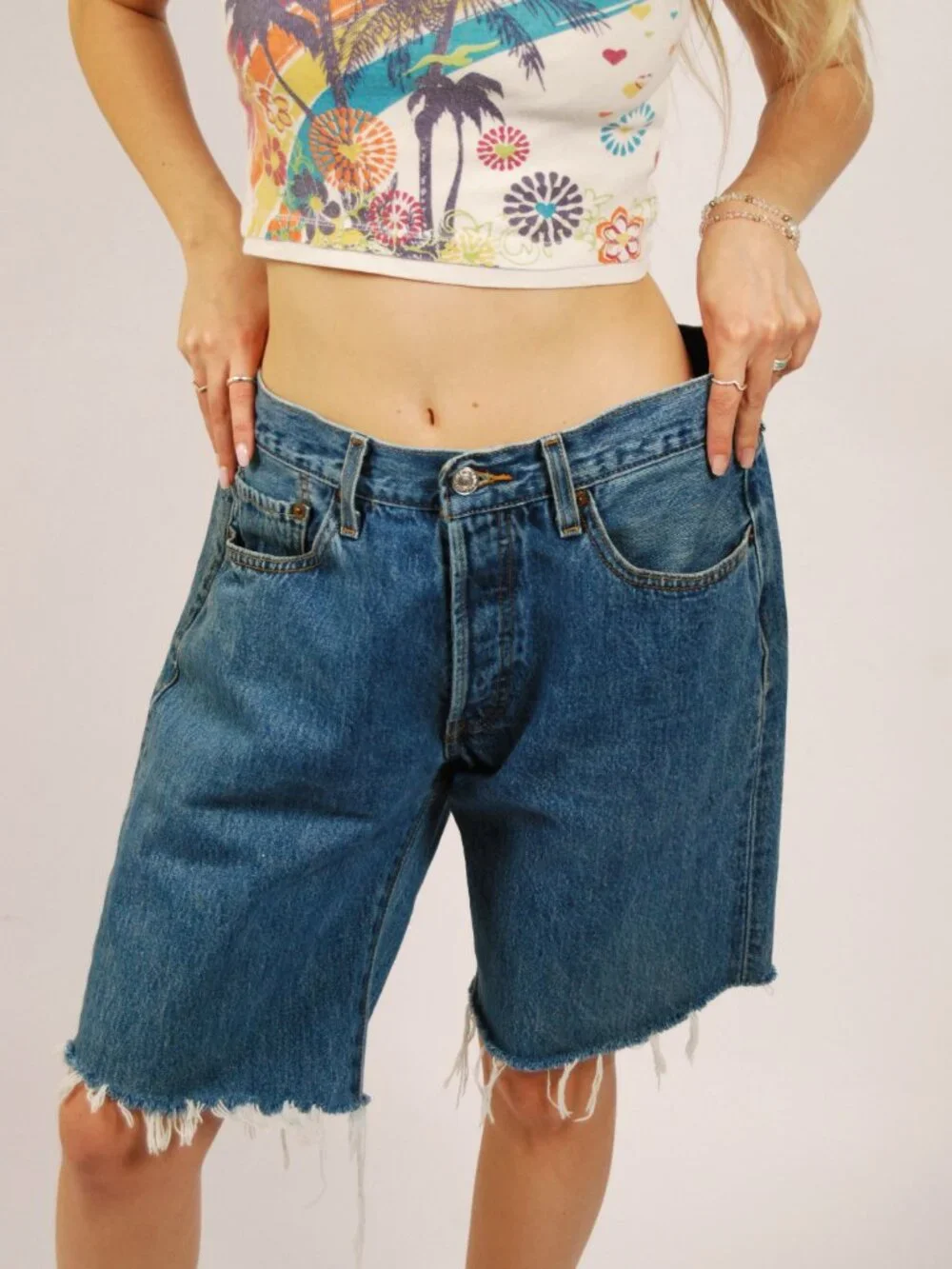 Y2K Levis 501 Shorts (32) blue denim vintage mens cutoff jorts baggy casual cool